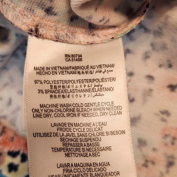 BCBGeneration Woman’s Floral Printed Classic Mini Skirt Size Large - Picture 4 of 6